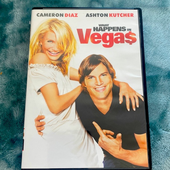 DVD What Happens in Vega$ with Ashton Kutcher and Cameron Diaz - Picture 1 of 11